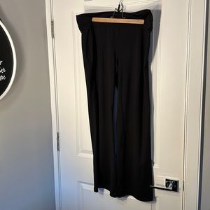 Black Straight Leg Yoga Pants